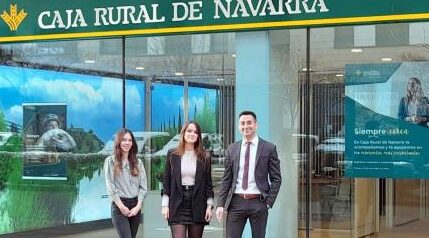 Reseñas de la Caja Rural de Navarra en Pamplona - Legitima Defensa